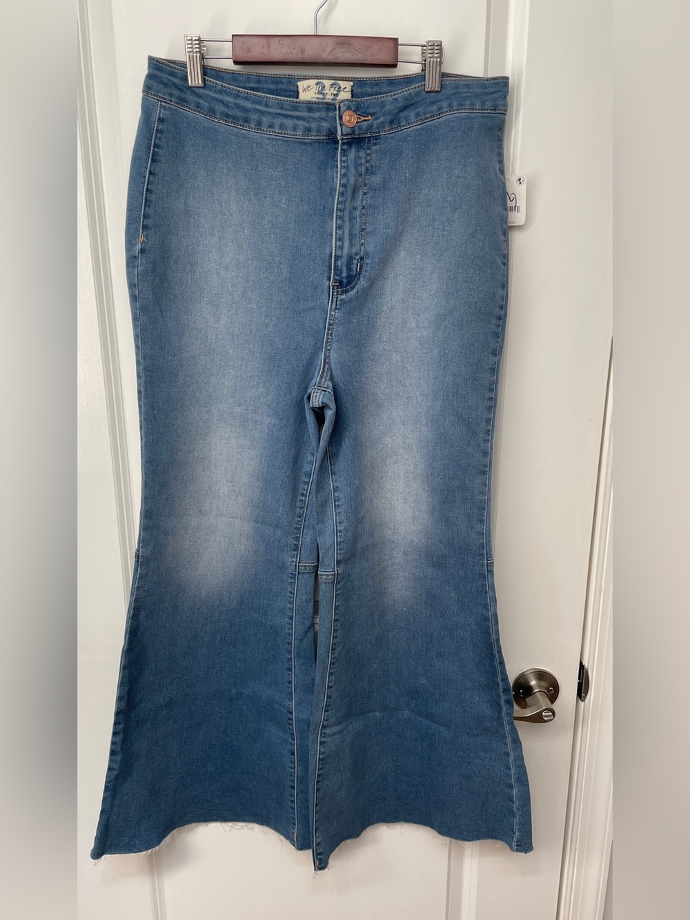 Free people size 32 Light Blue Flared Wide-Leg Jeans